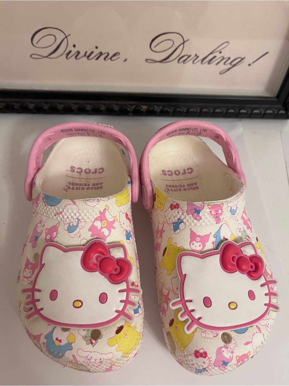 CROCS Kids' Hello Kitty and Friends Pink and White Colorful Clogs - Size C9
